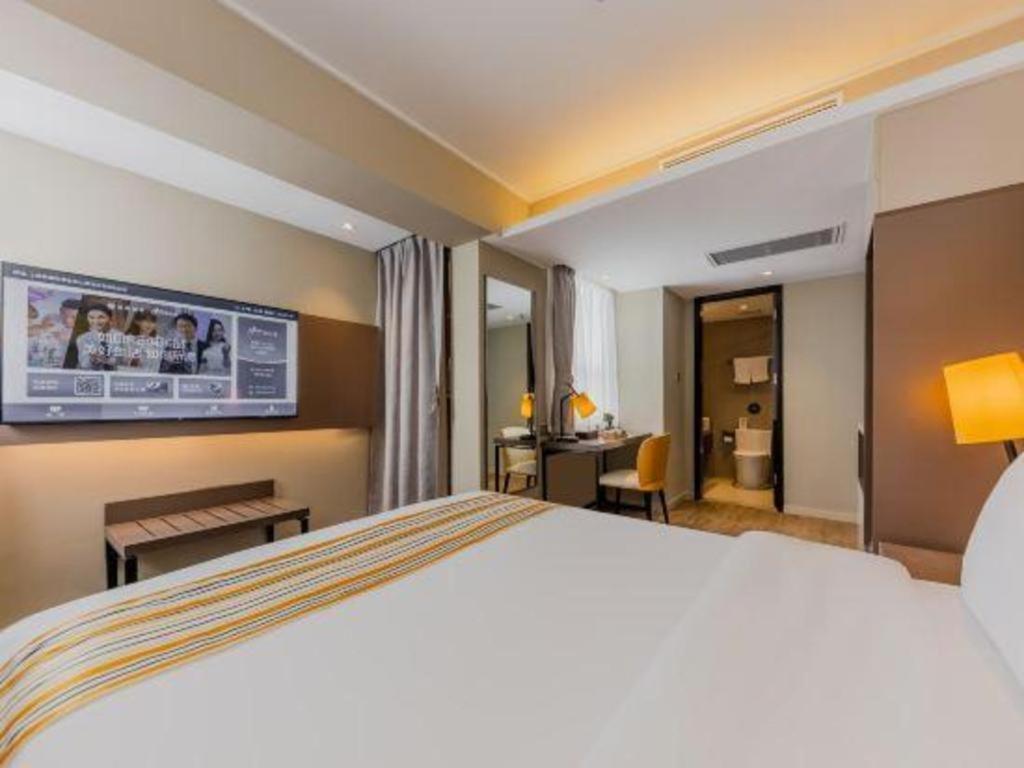 Home Inn Plus Shanghai New International Expo Center Yushan Road Yuanshen Sports Eksteriør billede