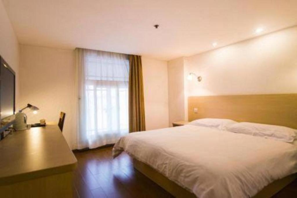 Home Inn Plus Shanghai New International Expo Center Yushan Road Yuanshen Sports Eksteriør billede