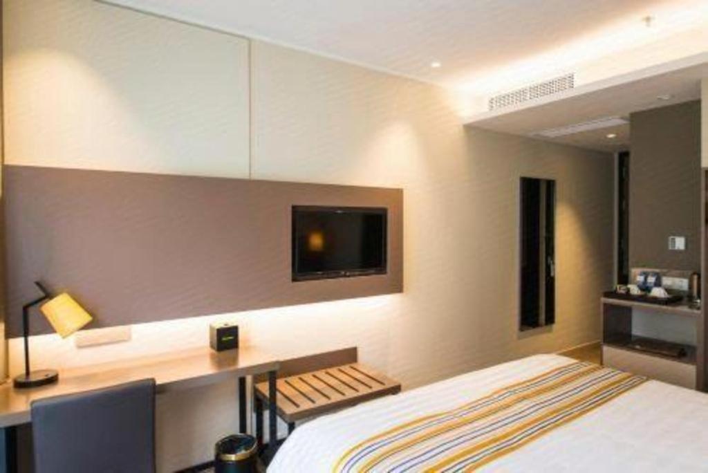Home Inn Plus Shanghai New International Expo Center Yushan Road Yuanshen Sports Eksteriør billede