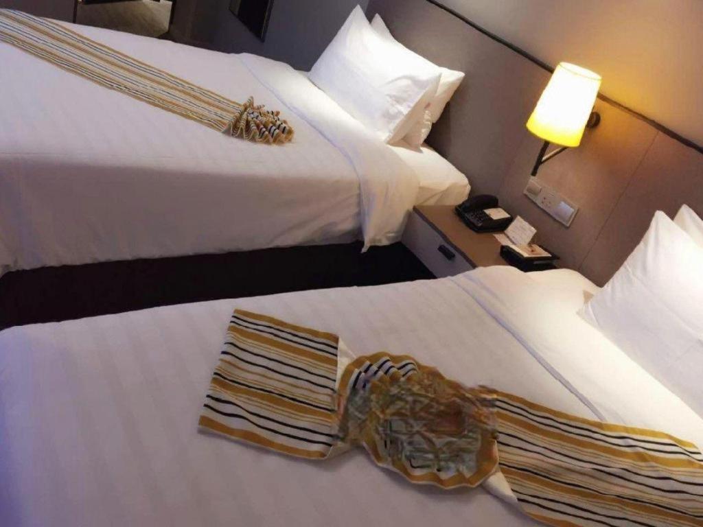 Home Inn Plus Shanghai New International Expo Center Yushan Road Yuanshen Sports Eksteriør billede