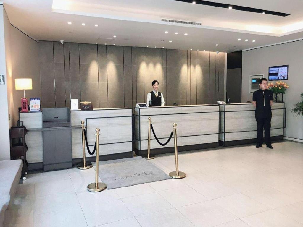 Home Inn Plus Shanghai New International Expo Center Yushan Road Yuanshen Sports Eksteriør billede